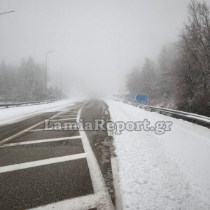 Χιόνι και χαμηλές θερμοκρασίες το σκηνικό του καιρού στη Φθιώτιδα