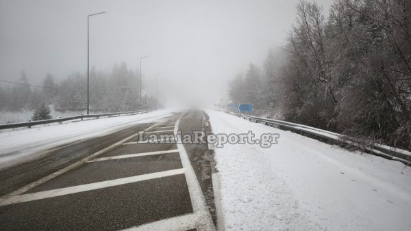 Χιόνι και χαμηλές θερμοκρασίες το σκηνικό του καιρού στη Φθιώτιδα