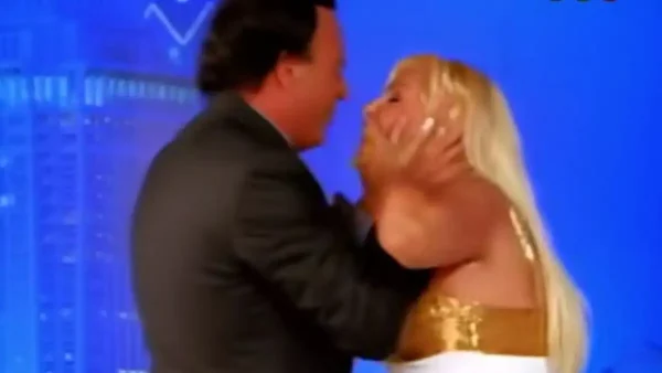 Χούλιο Ιγκλέσιας: Η σεξουαλική επίθεση σε παρουσιάστρια on air – Τη φίλησε στο στόμα με το ζόρι