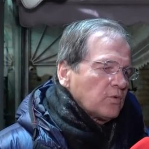 «Ο Πασχάλης Τερζής είναι καλά στην υγεία του, απολαμβάνει την οικογενειακή θαλπωρή», είπε ο Χρήστος Νικολόπουλος