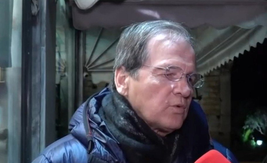 «Ο Πασχάλης Τερζής είναι καλά στην υγεία του, απολαμβάνει την οικογενειακή θαλπωρή», είπε ο Χρήστος Νικολόπουλος