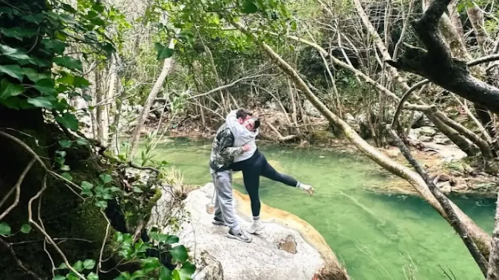 Δανάη Μπάρκα: Η πρώτη πεζοπορία με τον σύντροφό της για το νέο έτος – Οι φωτογραφίες από το πανέμορφο τοπίο