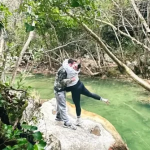 Δανάη Μπάρκα: Η πρώτη πεζοπορία με τον σύντροφό της για το νέο έτος – Οι φωτογραφίες από το πανέμορφο τοπίο