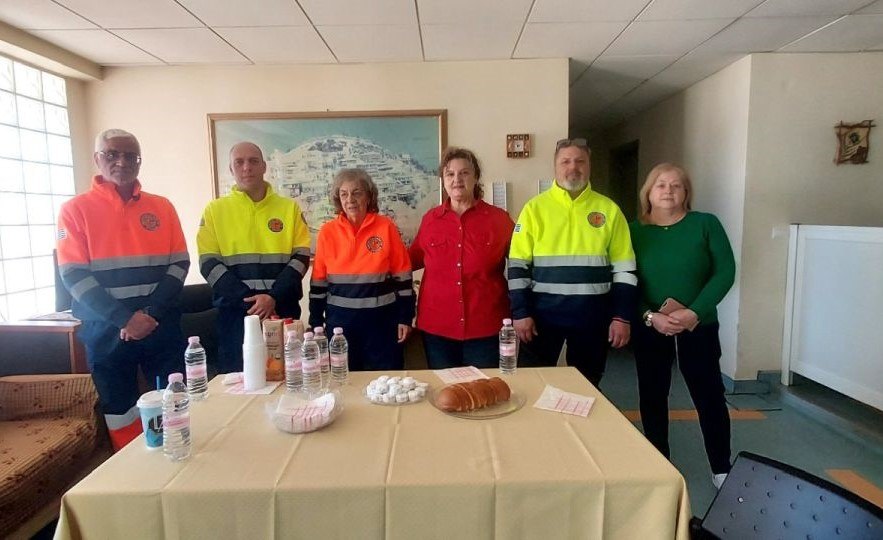 Η Διασωστική Ομάδα Εθελοντών Στυλίδας δίπλα σε άτομα ΑμεΑ στο Παράρτημα του Δομοκού
