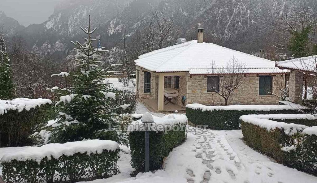 Το πανέμορφο χιονισμένο Μεγάλο Χωριό (ΒΙΝΤΕΟ-ΦΩΤΟ)