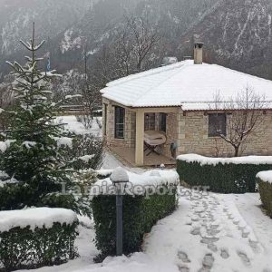 Το πανέμορφο χιονισμένο Μεγάλο Χωριό (ΒΙΝΤΕΟ-ΦΩΤΟ)