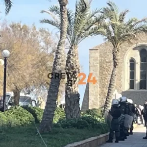 Ολυμπιακός – ΟΦΗ: Ένταση και μικροεπεισόδια ανάμεσα σε οπαδούς πριν τον τελικό του Betsson Super Cup