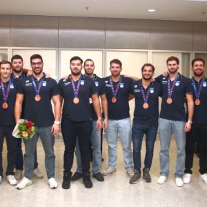 Εθνική πόλο: Επέστρεψαν με το χάλκινο μετάλλιο στο στήθος οι διεθνείς