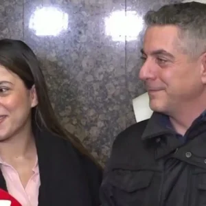 Η Ευλαμπία Ρέβη βγήκε από το μαιευτήριο και μίλησε για τη γέννηση του γιου της: «Είναι συγκλονιστικά αυτά που ζούμε»