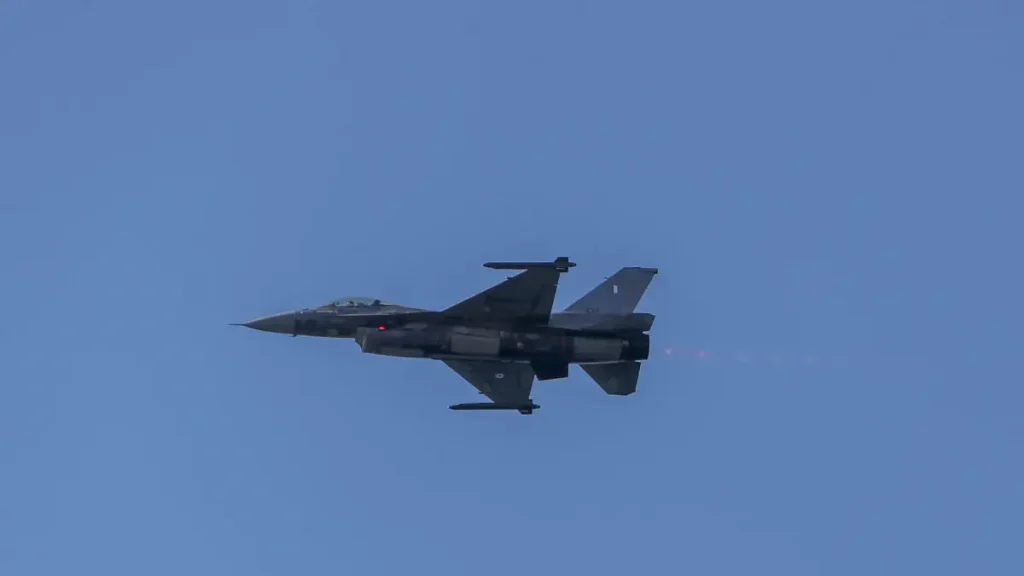 Η Τουρκία επιμένει να προκαλεί στο Αιγαίο με 6 παραβιάσεις και 3 παραβάσεις του FIR Αθηνών