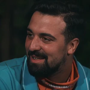 Στο Survivor, ο τρόπος που μιλάει ο Gio Καραντώνης γίνεται αφορμή για νέες εντάσεις