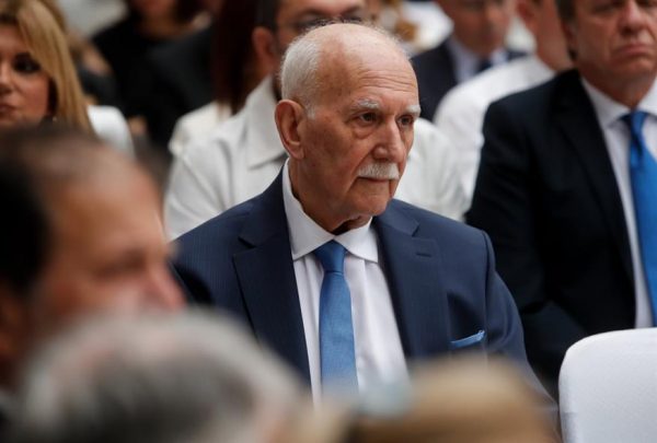 Γιώργος Παπαδάκης: Η ανακοίνωση του ΕΚΑΒ και του Λαϊκού Νοσοκομείου για τον θάνατο του δημοσιογράφου