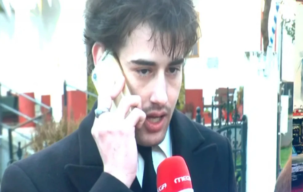 «Καιγόταν για ώρες στους 1.000 βαθμούς, έφυγε άδικα και βίαια» – Συγκλόνισε ο Άγγελος, ο γιος της Σταυρούλας Μπουκουβάλα