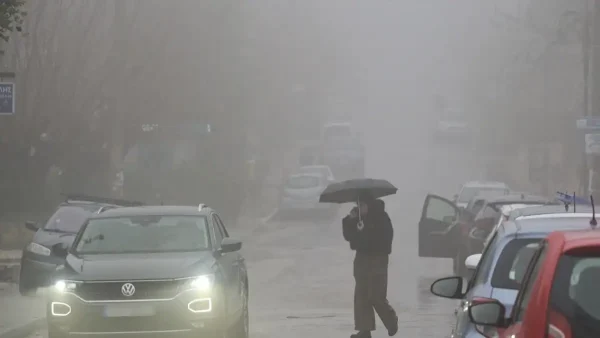 Κακοκαιρία: Μήνυμα του 112 στον Ασπρόπυργο – Υπερχείλισε το ρέμα Αγίου Ιωάννη, εκκενώνεται η περιοχή Γκορύτσα