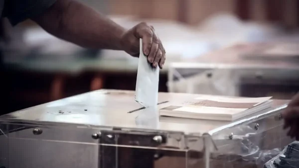 Δημοσκόπηση Pulse: 16,5 μονάδες μπροστά η ΝΔ από το ΠΑΣΟΚ – Πρώτο από τα υπό ίδρυση κόμματα αυτό της Μαρίας Καρυστιανού