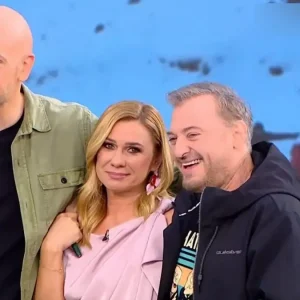 Κατερίνα Καραβάτου: Χρήστος Φερεντίνος και Γιάννης Κορδώνης στο «Σαββατοκύριακο Παρέα» με καφέ και τυρόπιτες