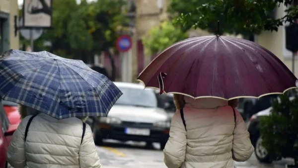 Κακοκαιρία: Μήνυμα του 112 σε Εύβοια και Βοιωτία για περιορισμό των μετακινήσεων