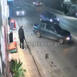 Λαμία: Οι κλέφτες ήταν μεθυσμένοι και παραλίγο να προκαλέσουν τροχαίο - Δείτε τι κατέγραψε η κάμερα