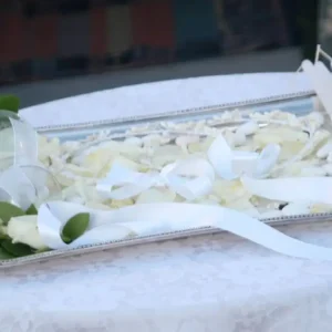 Η συγκινητική ιστορία ενός άνδρα με Αλτσχάιμερ που ξαναπαντρεύτηκε την επί 39 χρόνια γυναίκα του