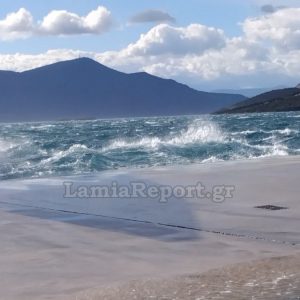 Προσάραξη ιστιοφόρου στην Αλόννησο και επιχείρηση διάσωσης στη Λίμνη Ευβοίας