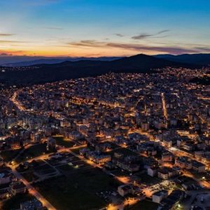 Σεισμός ταρακούνησε τη Λαμία νωρίς το πρωί