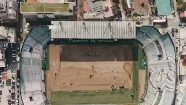 Παναθηναϊκός: Το video με την αλλαγή χλοοτάπητα στη Λεωφόρο