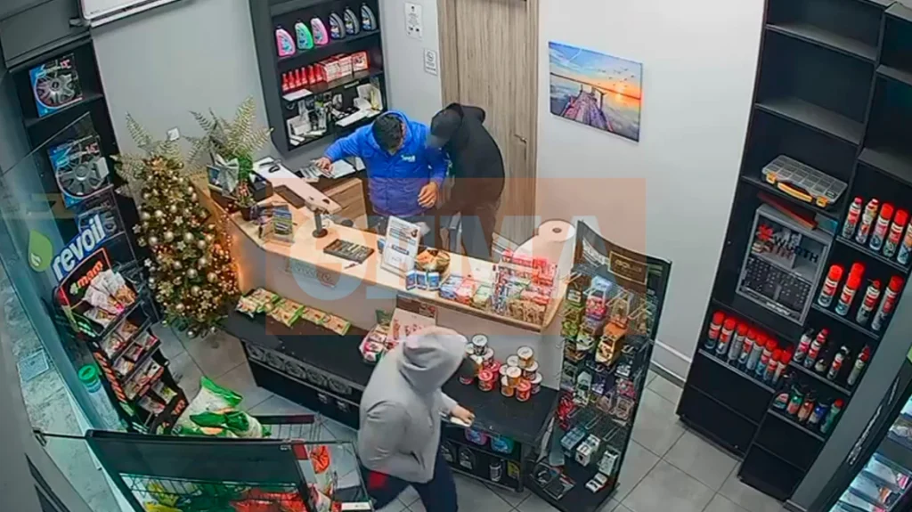 Δύο προφυλακίσεις για το κύκλωμα που λήστευε μίνι μάρκετ και πρατήρια καυσίμων στην Αττική