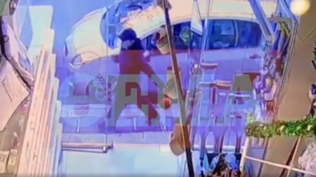 Νέα μαρτυρία για τη 16χρονη Λόρα από κοσμηματοπώλη στου Ζωγράφου: Με ρώτησε αν αγοράζω χρυσό και μου ζήτησε να της καλέσω ταξί