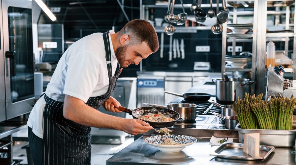 Το «Καπηλειό» αναζητά μάγειρα