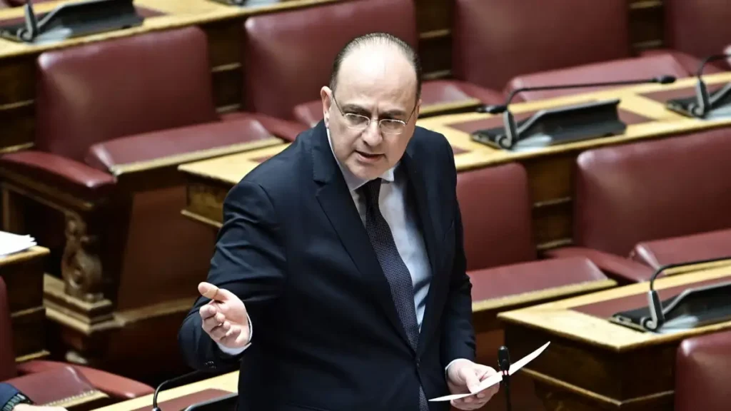 Επιμένει ο Λαζαρίδης για τις ευθύνες Σημίτη στην κρίση των Ιμίων: «Δεν ανακαλώ τίποτα» απαντά στον Ανδρουλάκη