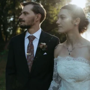 Παντρεύτηκε χωρίς μακιγιάζ και έγινε viral