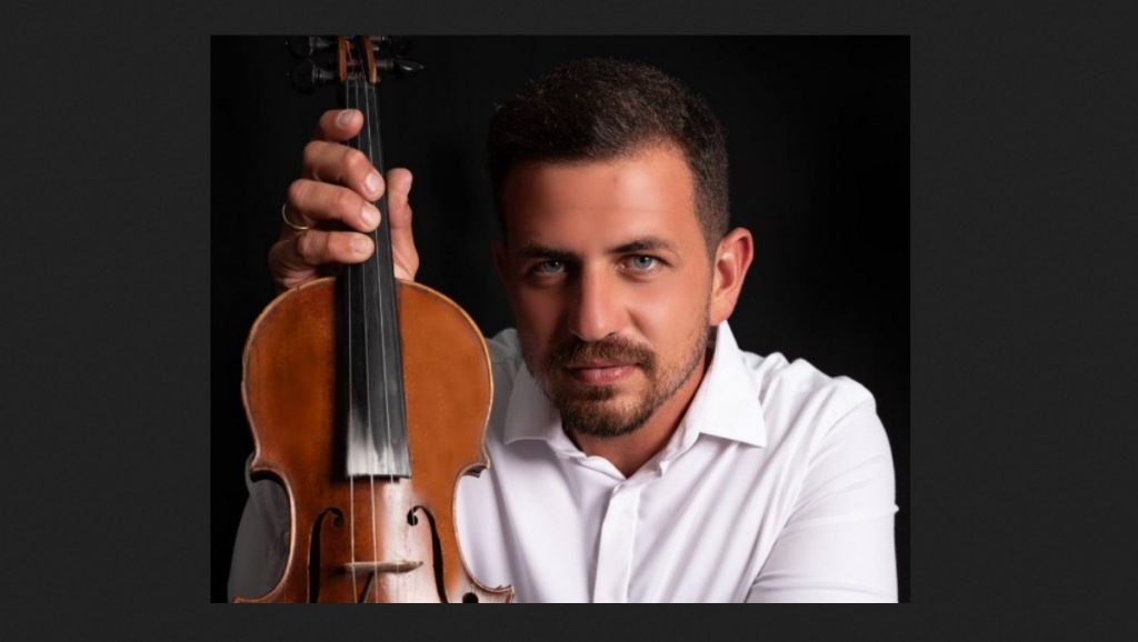 Νησιώτικο & Λέρικο γλέντι στον Τόπο Τεχνών «Χώρα» με τον Μανώλη Πλατή