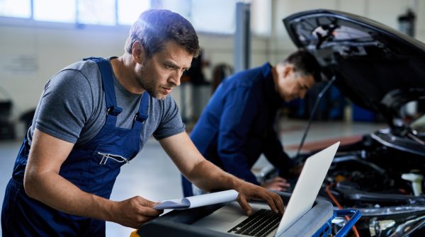 Ζητείται Μηχανικός και Ηλεκτρολόγος αυτοκινήτων από εταιρεία στον χώρο των αυτοκινήτων