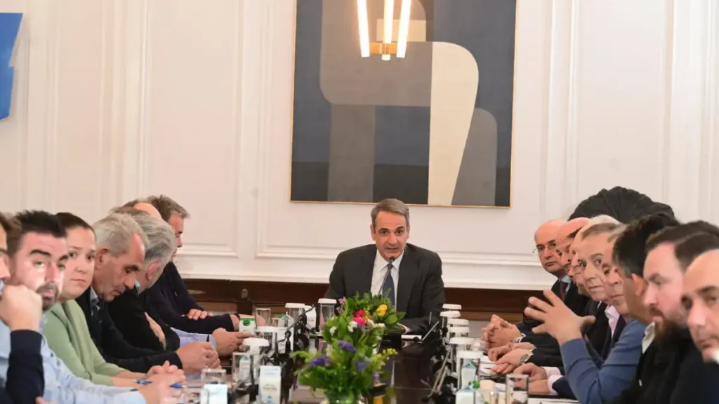 Κυριάκος Μητσοτάκης σε αγρότες: Τις εξελίξεις διαμορφώνουν οι παρόντες και όχι οι απόντες