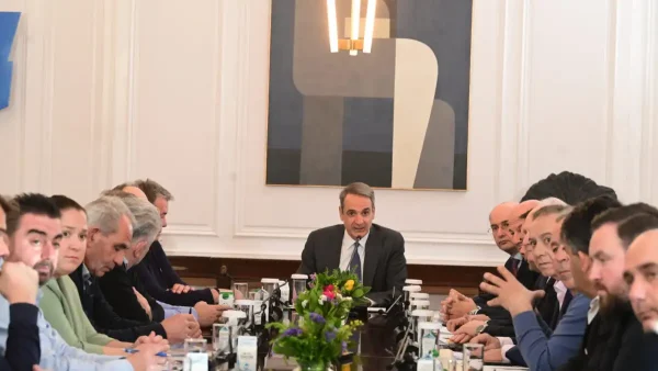 Κυριάκος Μητσοτάκης σε αγρότες: Τις εξελίξεις διαμορφώνουν οι παρόντες και όχι οι απόντες