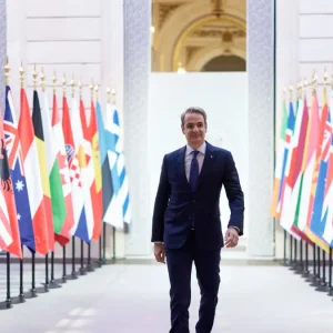 Κυριάκος Μητσοτάκης: Η Ελλάδα υποστηρίζει πλήρως την κοινή δήλωση για τη Γροιλανδία