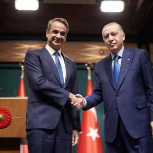 Παύλος Μαρινάκης: Προχωρημένες συζητήσεις για συνάντηση Μητσοτάκη με Ερντογάν, θέμα ημερών η ανακοίνωση ημερομηνίας