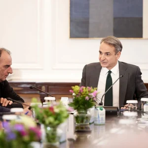 Μητσοτάκης: Δεν έχω την απαίτηση να συμφωνήσουμε σε όλα, αλλά να μπει τέλος σε μία περίοδο έντασης - Ολοκληρώθηκε η συνάντηση με τους αγρότες