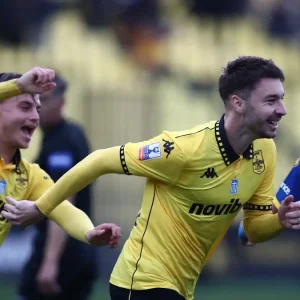 Άρης – Παναιτωλικός 2-0: Άνετη πρόκριση για τους Θεσσαλονικείς στα προημιτελικά του Κυπέλλου Ελλάδας Betsson