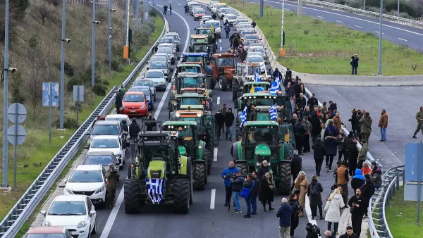 Μιχάλης Χρυσοχοΐδης για αγρότες: Δεν δικαιολογείται από εδώ και πέρα η συνέχιση των μπλόκων