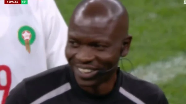 Κόπα Άφρικα: Ο διαιτητής του τελικού είχε φέρει το χάος και... γελούσε (ΒΙΝΤΕΟ)