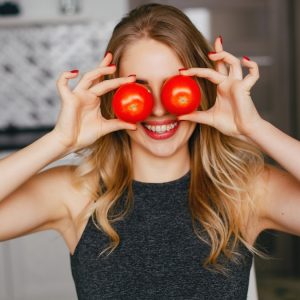 Θέλετε να έχετε υγιή ούλα; Οι ντομάτες μπορούν να σας βοηθήσουν