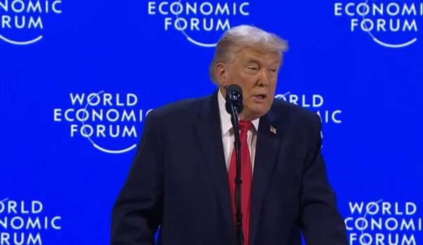 Τραμπ στο Νταβός: «Μόνο οι ΗΠΑ θα εγγυηθούν την ασφάλεια της Γροιλανδίας» – «Αγαπώ την Ευρώπη αλλά κινείται σε λάθος κατεύθυνση»