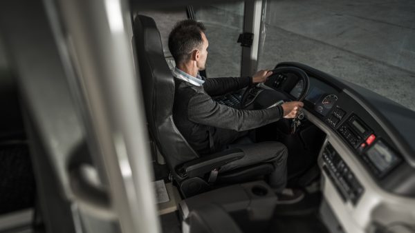 Λαμία: Ζητείται οδηγός τουριστικού λεωφορείου για μόνιμη εργασία