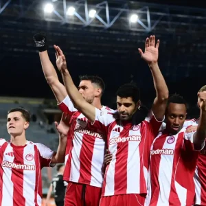 Ολυμπιακός – ΟΦΗ 3-0: Οι Πειραιώτες βρήκαν τρία γκολ στην παράταση και κατέκτησαν το Betsson Super Cup