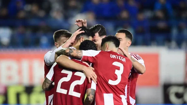 Super League: Ο Ολυμπιακός ξανά στην κορυφή, με τη «σφαγή» για την πρώτη θέση να συνεχίζεται και το 2026