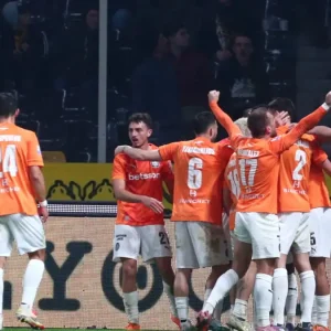 ΑΕΚ – ΟΦΗ 0-1: Οι Κρητικοί «τιμώρησαν» την Ένωση και προκρίθηκαν στα ημιτελικά του Κυπέλλου Ελλάδας Betsson