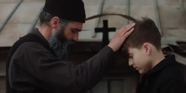 Ο Άγιος Παΐσιος έγινε ταινία: Μέσα στον μήνα στους κινηματογράφους - Δείτε το τρέιλερ