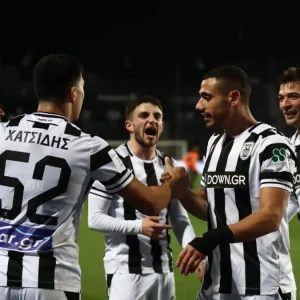 ΠΑΟΚ – ΟΦΗ 3-0: Ο «Δικέφαλος του Βορρά» νίκησε και πάτησε στην κορυφή με απόλυτο πρωταγωνιστή τον Χατσίδη