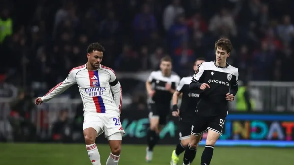 Ο Κωνσταντέλιας αποβλήθηκε στο Λιόν – ΠΑΟΚ και θα χάσει το επόμενο ματς του «δικεφάλου» στο Europa League